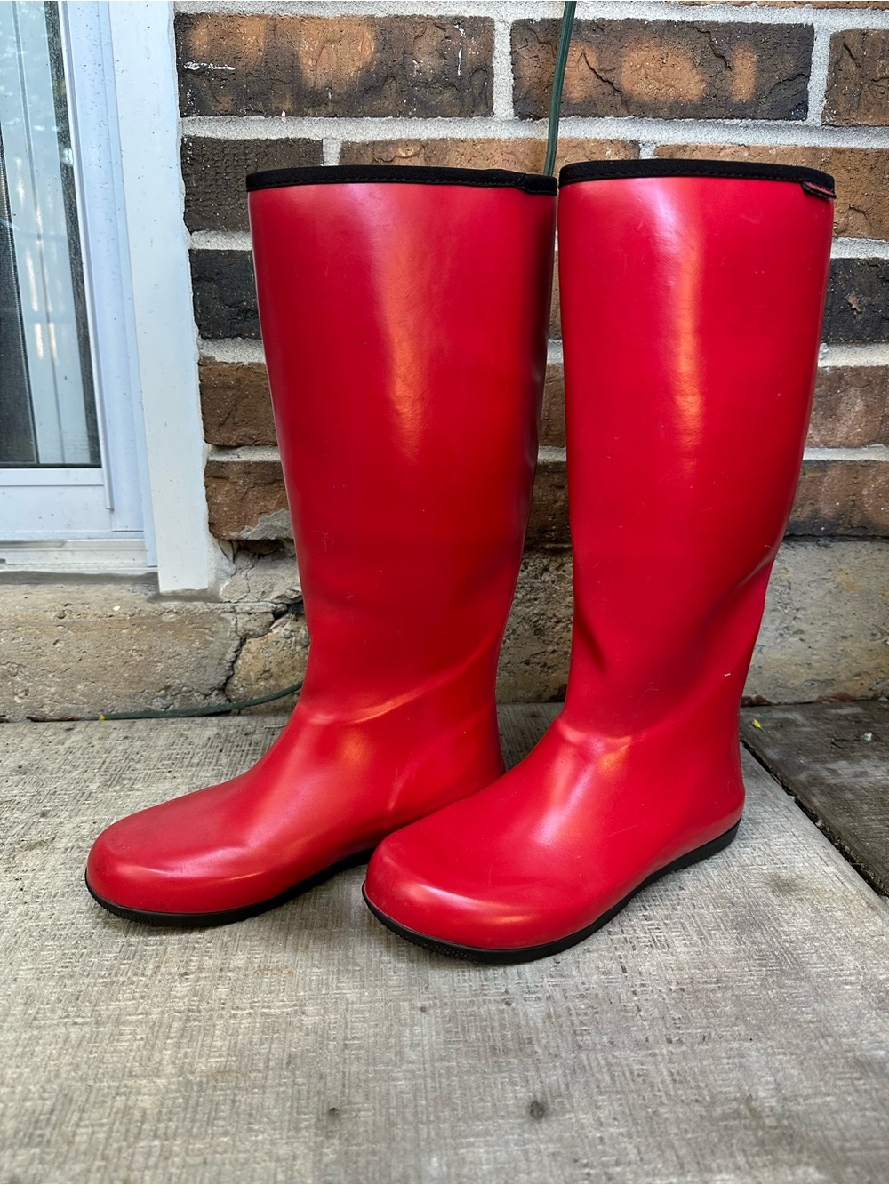 Packable By Baffin Red Rubber Boots Womens Size 6